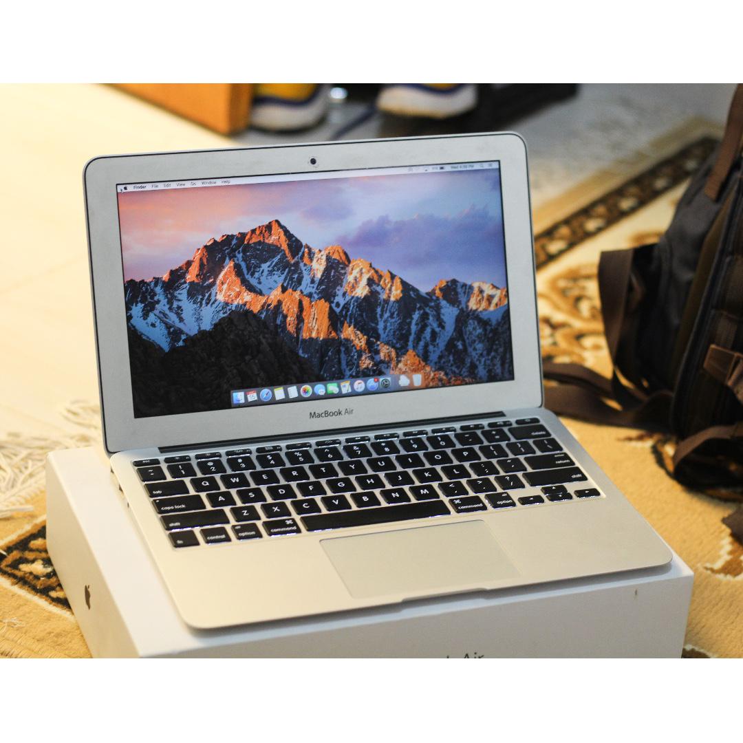 Macbook Air 11 Inch Early 2015 SSD 256 GB, Jual BU