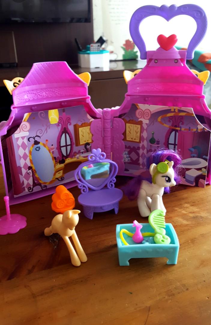 My little pony cutie mark magic rarity booktique playset hotsell