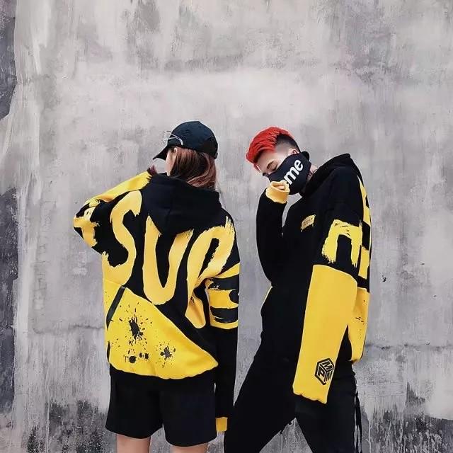 Sweater supreme couple outlet