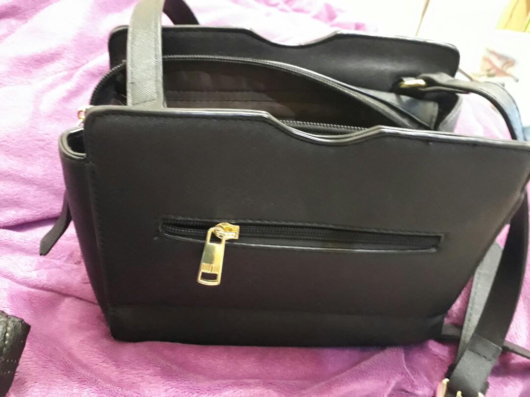 Sling bag Original Dusto bag leather, Women's Fashion, Bags & Wallets