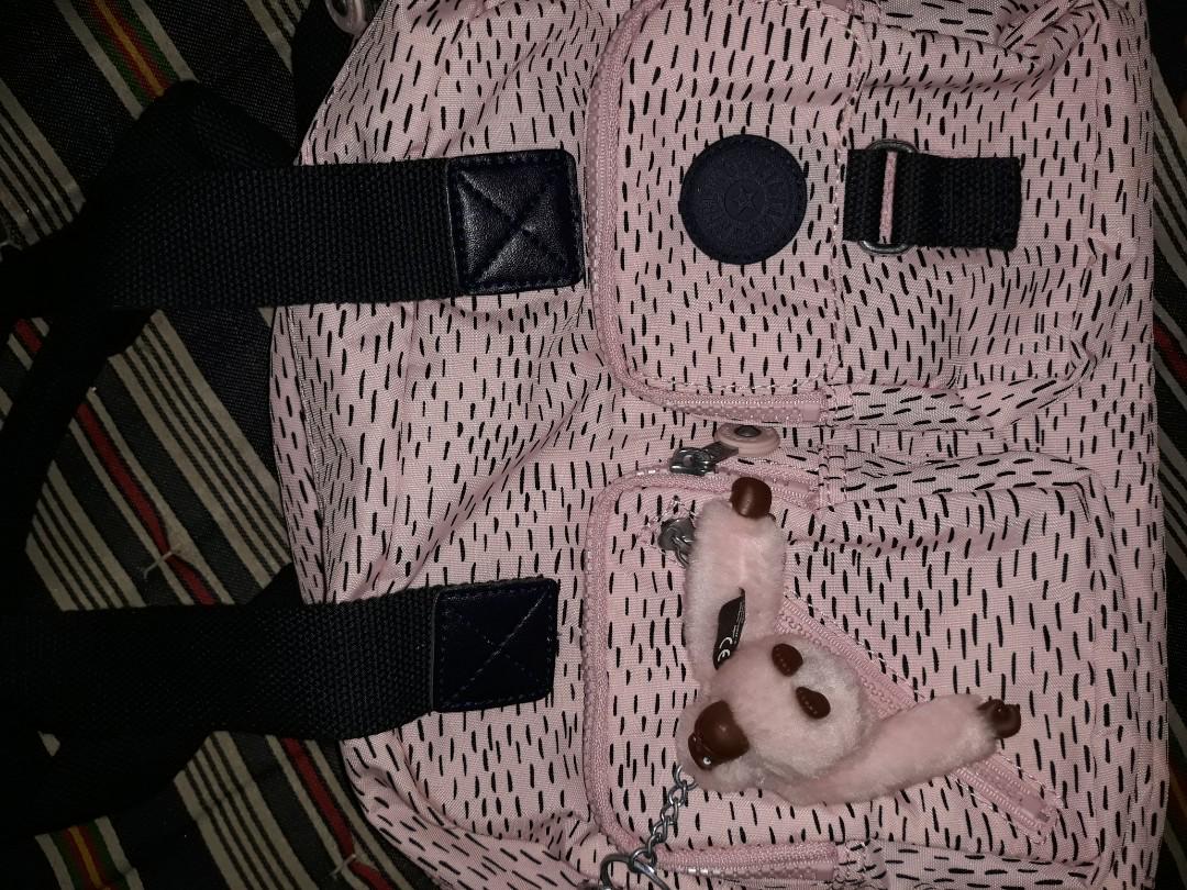 TAS KIPLING MADE IN CAMBODIA, Fesyen Wanita, Tas & Dompet di Carousell