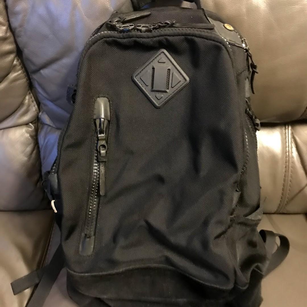 Visvim Ballistic 20L Backpack 9成新(原價$6685), 名牌, 手袋及銀包