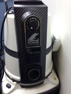 delphin vacuum cleaner -model s8