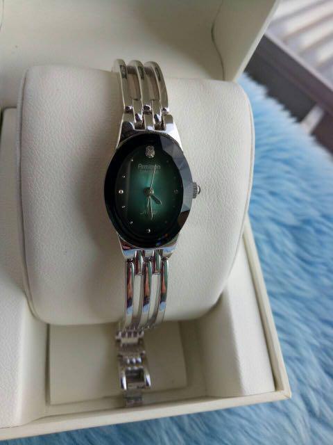 armitron diamond quartz