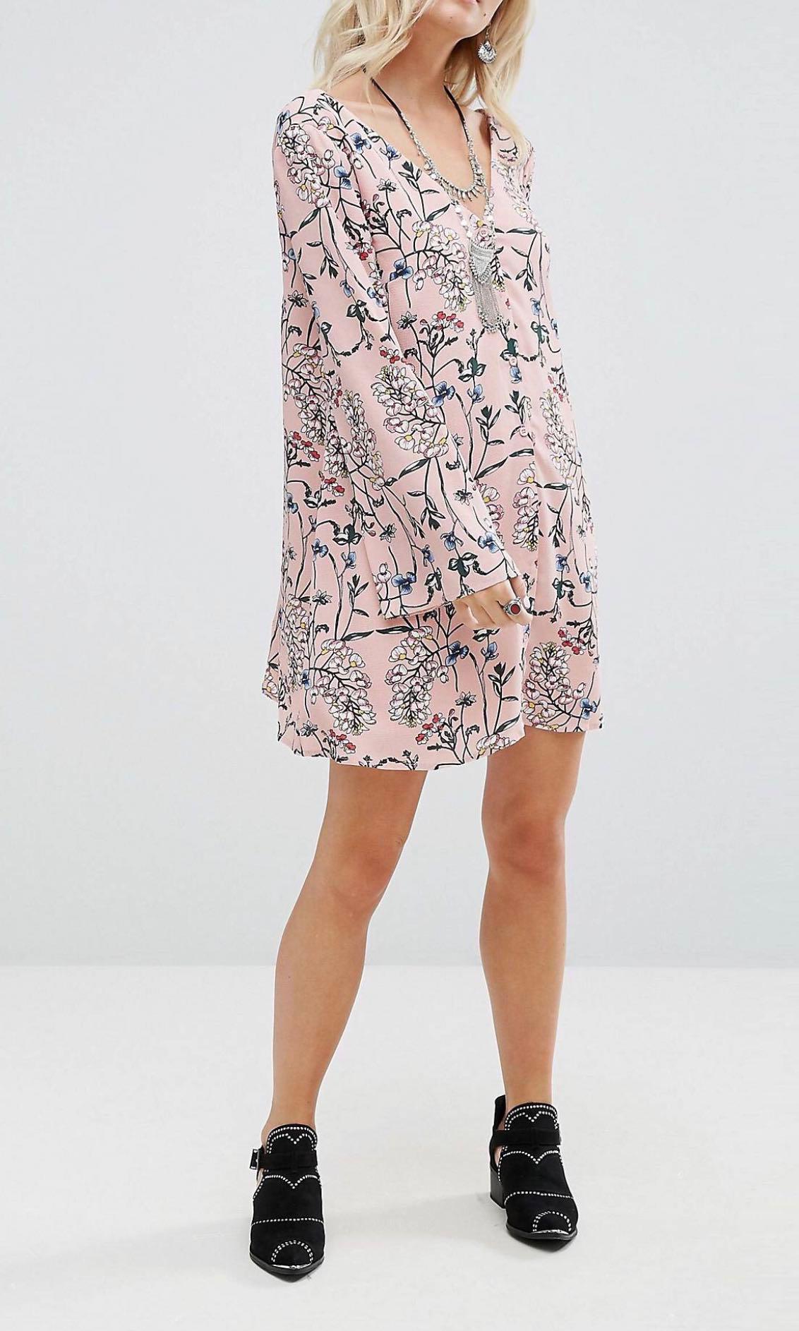 ASOS Glamorous Petite Front Long Sleeve Swing Shift Floral Dress