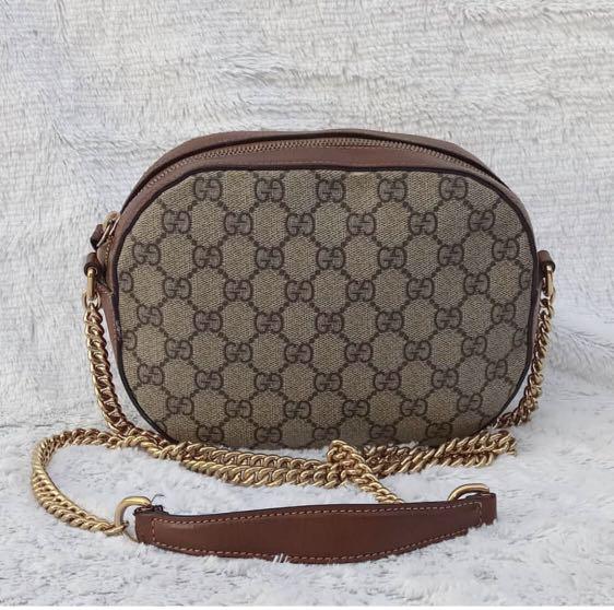 gucci supreme chain bag