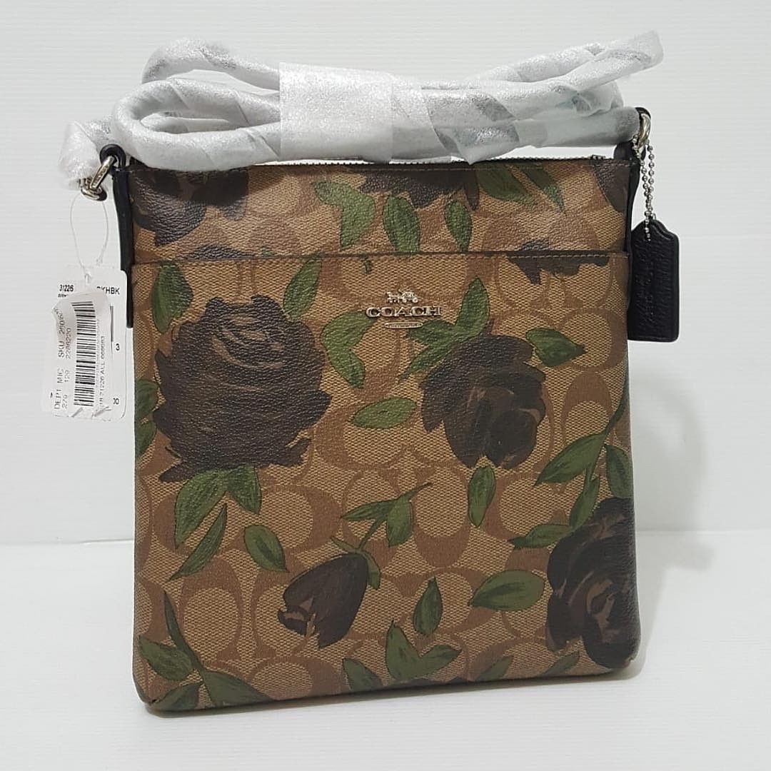 Coach camo rose crossbody discount