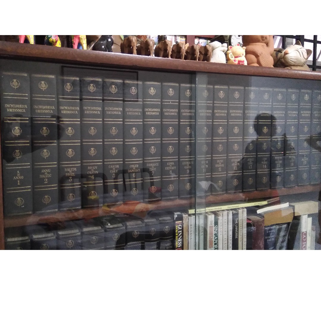 Encyclopedia Britannica 1958 Full Set, Hobbies & Toys, Books