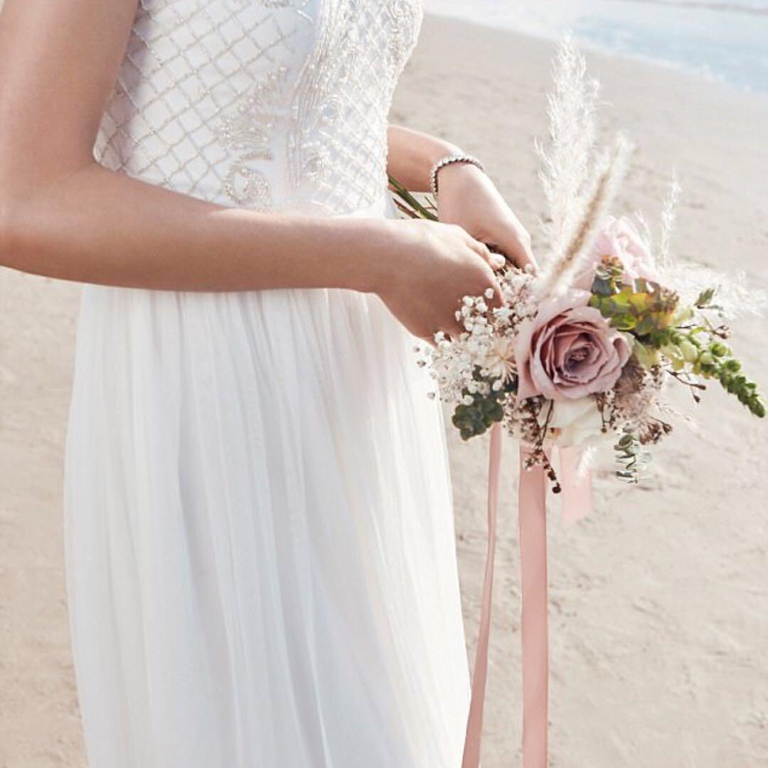 Forever new wedding dress shop
