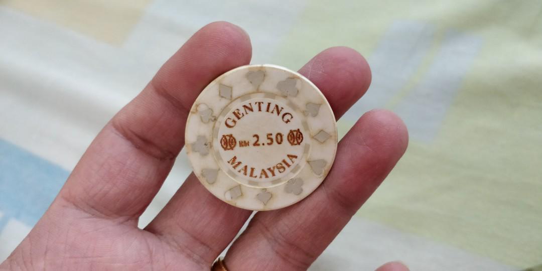 Genting Malaysia casino chip RM2.50, Hobbies & Toys, Toys & Games on Carousell