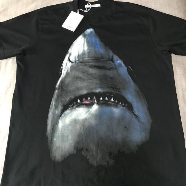 givenchy shark tee
