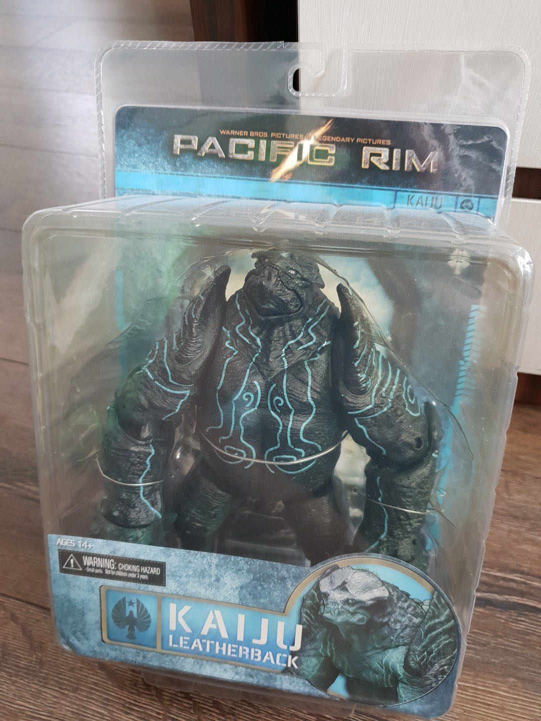 Pacific Rim LEATHERBACK Kaiju by NECA 
