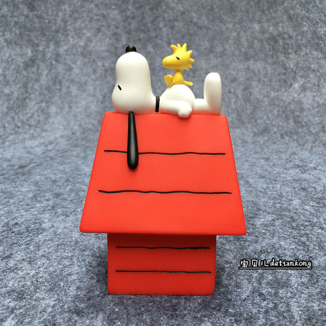Peanuts Snoopy & Woodstock Red Roof Dog House Toy Figure Gift