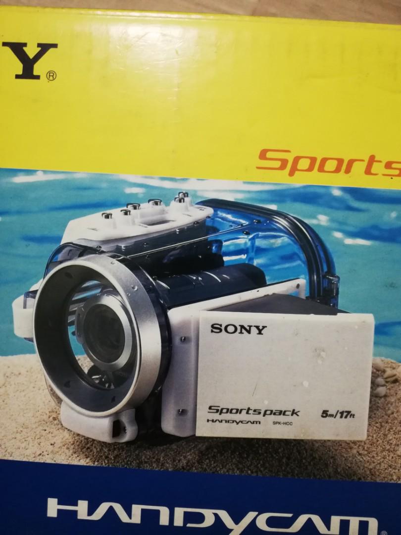 SONY Underwater Sports pack (Category: Voice Recorders) located in Paranaque City. Submitted by katl0 (Listing ID 185146209, Image 3). Description: For recording and capturing underwater images. Simply put your camera inside. Bought this for 20,000 years ago, selling it for 7,000..