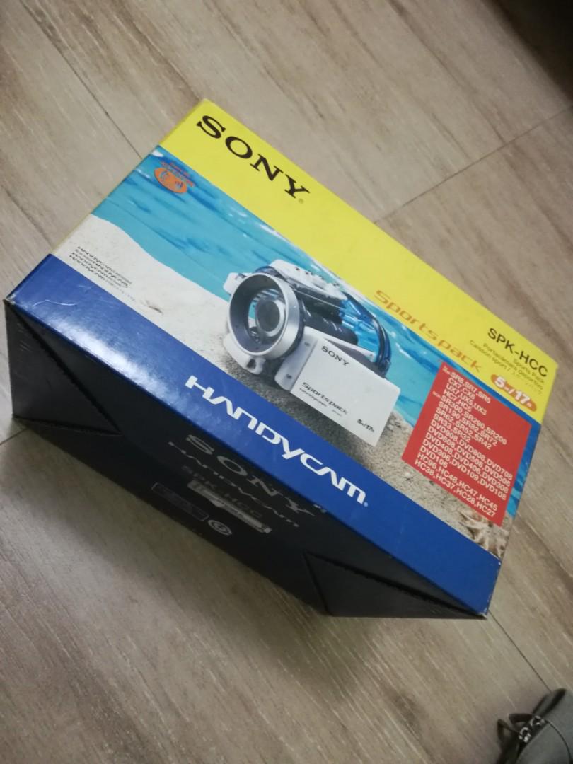 SONY Underwater Sports pack (Category: Voice Recorders) located in Paranaque City. Submitted by katl0 (Listing ID 185146209, Image 1). Description: For recording and capturing underwater images. Simply put your camera inside. Bought this for 20,000 years ago, selling it for 7,000..