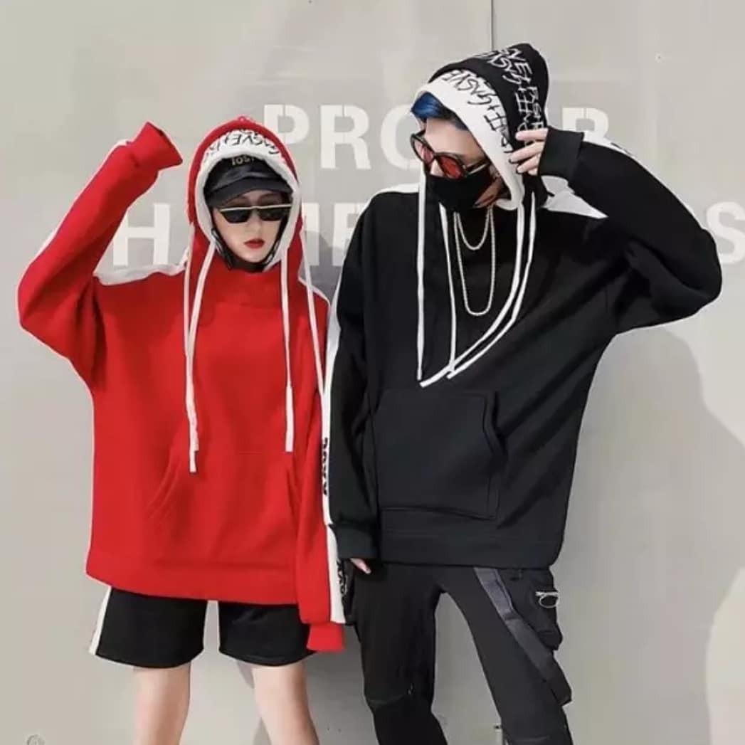 Sweater supreme couple outlet