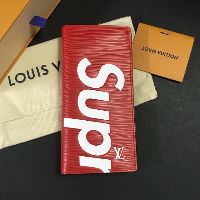Louis Vuitton x Supreme Brazza Wallet Epi Black, Luxury, Bags & Wallets on  Carousell