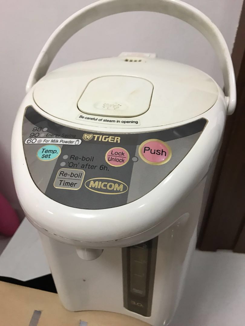 Tiger electric water heater 3.0L, TV & Home Appliances, Kitchen