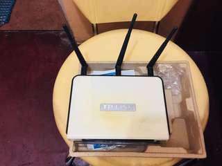 TP - Link router...