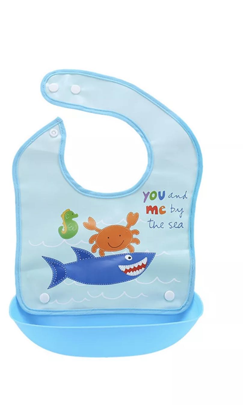 baby shark bib