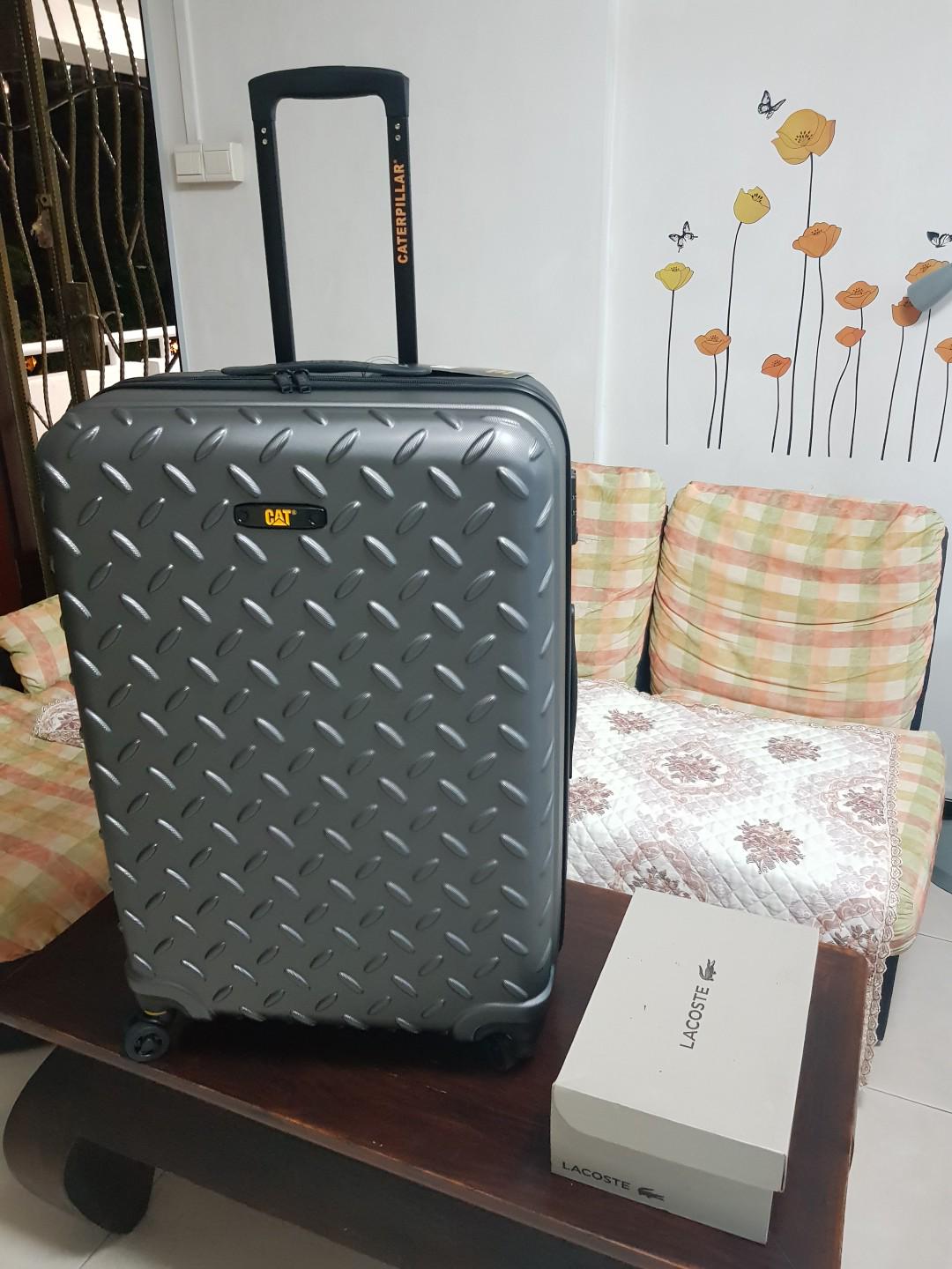 BN Caterpillar Luggage Industrial Plate 28 in. Large. Iron Grey