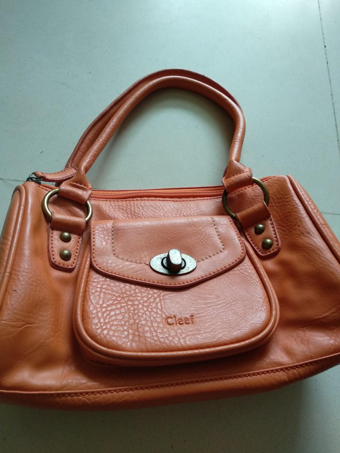 Cleef handbag freee, Women's Fashion 