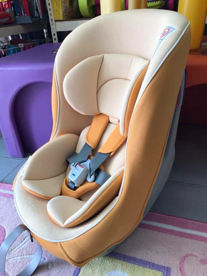 Combi Coccoro S Convertible Car Seat Apricot