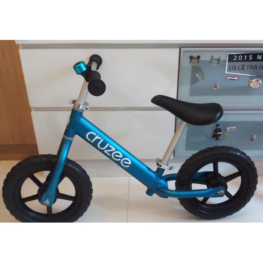 cruzee ultralite balance bike for ages 1.5 to 5 years