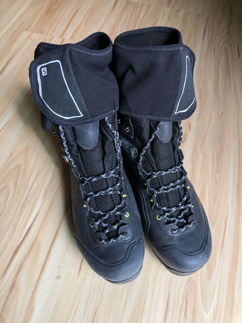 High cut hiking boots, Men's Fashion, Footwear, Boots on Carousell