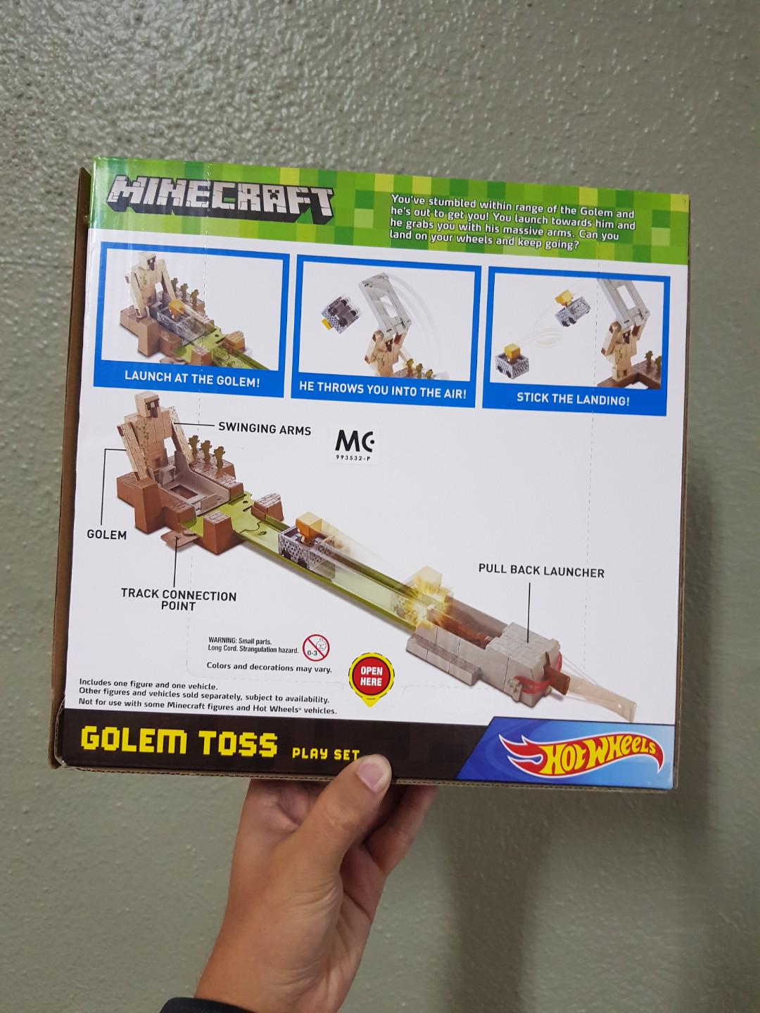 Hot wheels sales minecraft golem toss