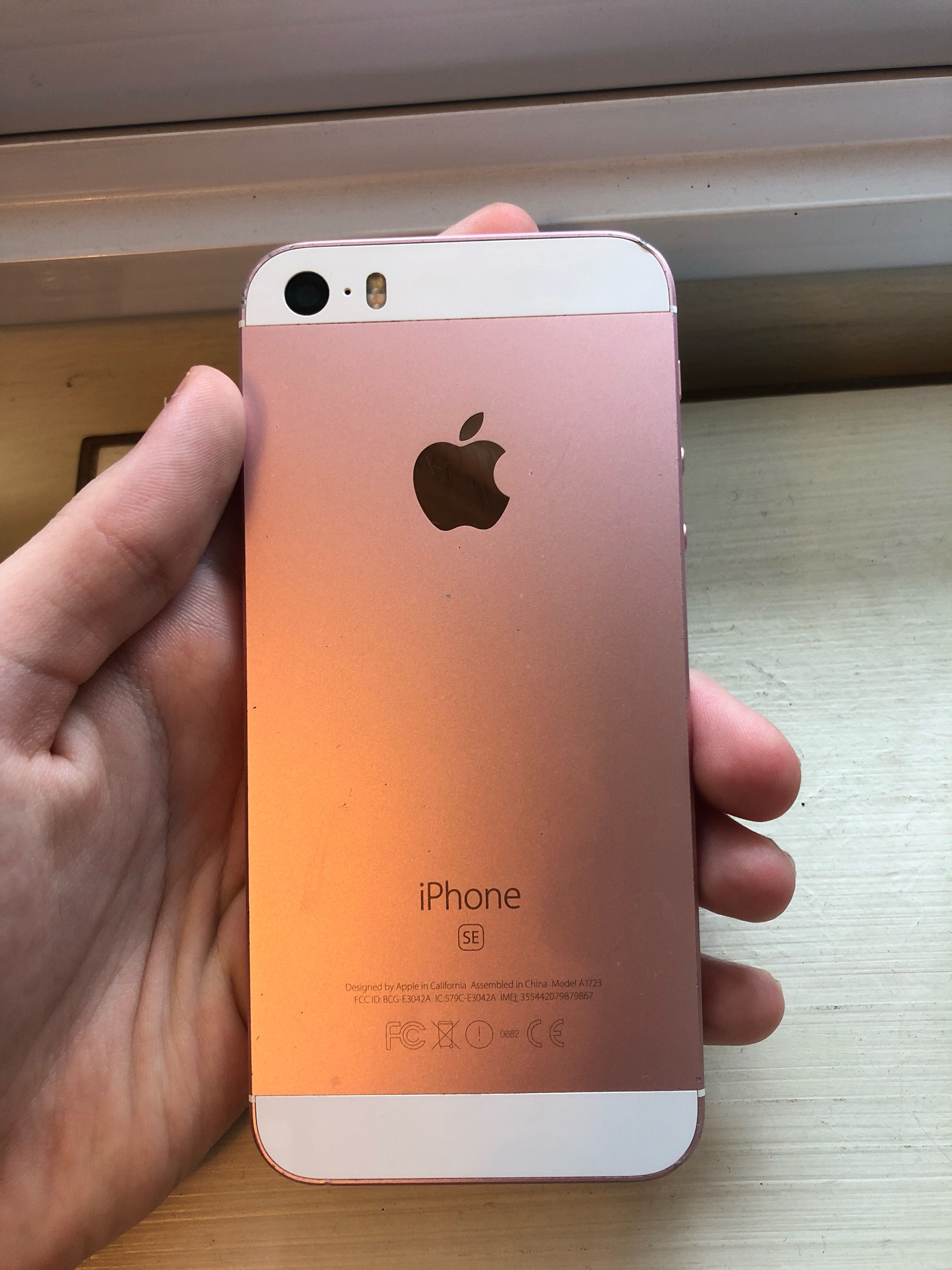 iPhone SE - Rose Gold (64GB), & Gadgets, Mobile Phones, iPhone, SE Series on Carousell