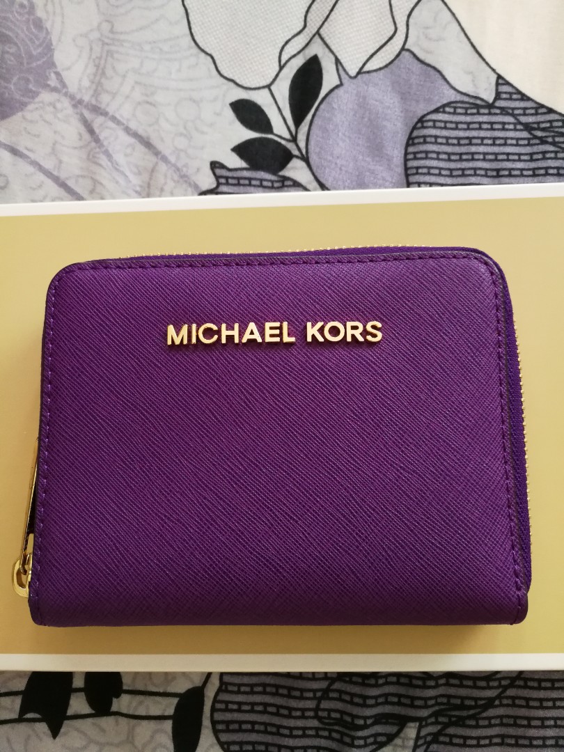 Michael Kors (MK) Small Zip Around Wallet, Women's Fashion, Bags