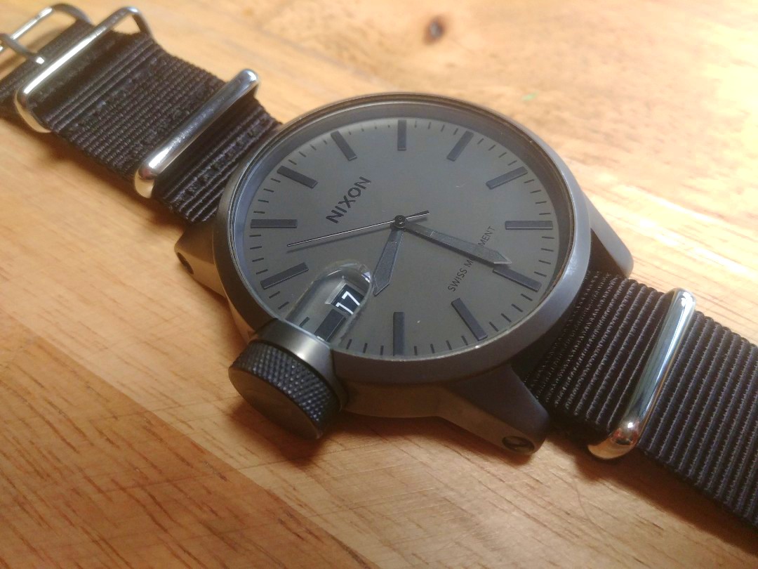 Nixon chronicle ss online