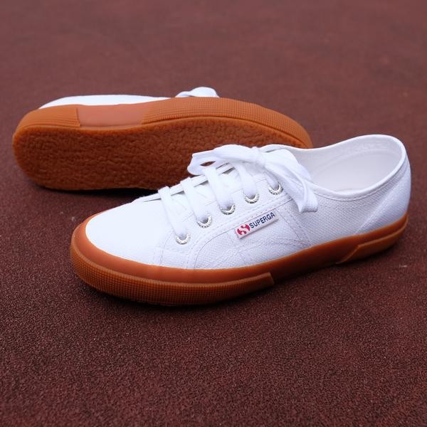 superga gum sole