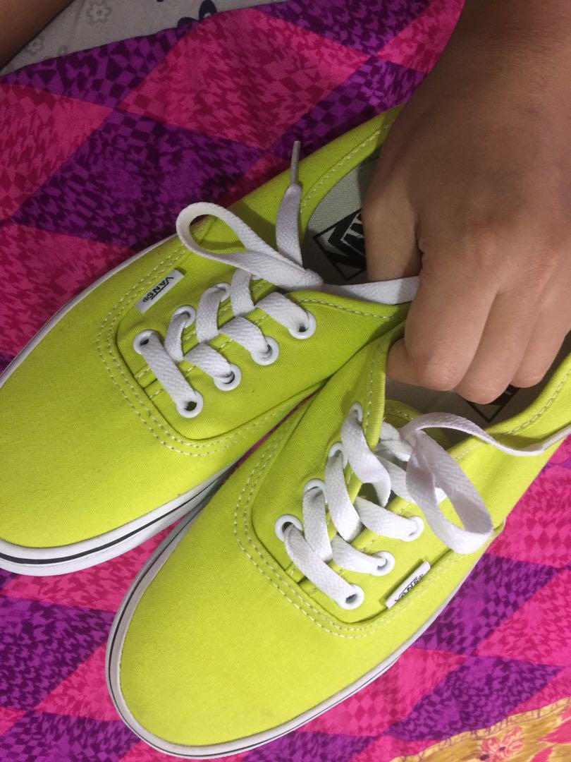 Yellow vans hot sale size 7