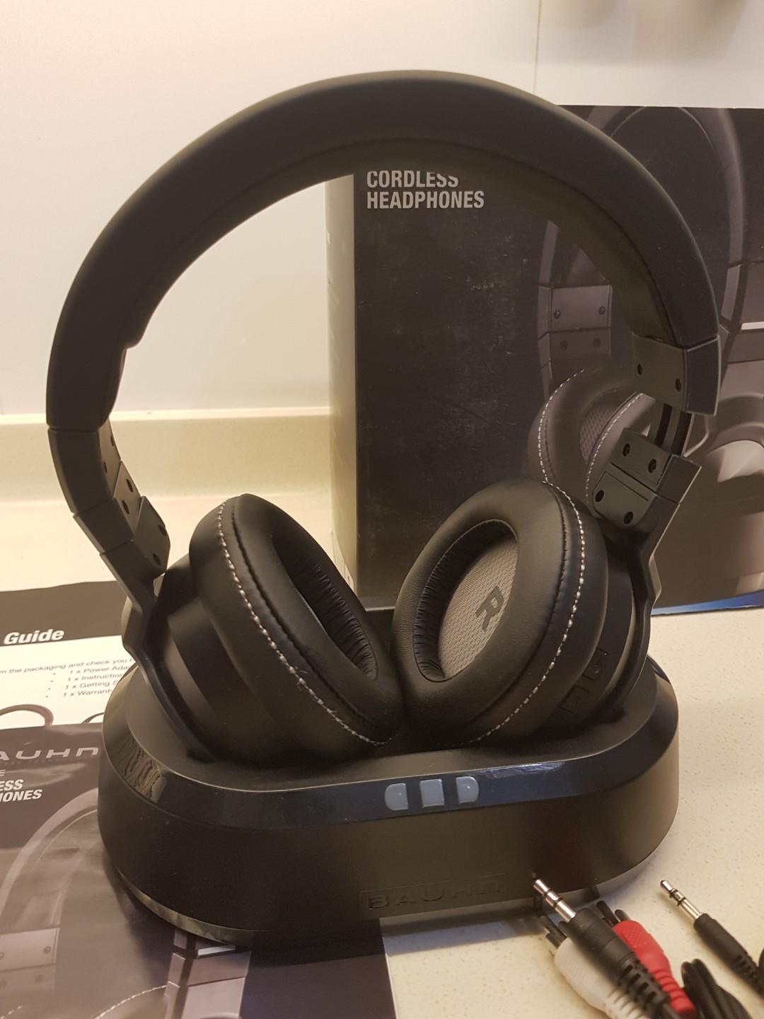 Bauhn Auricle Wireless Cordless Headphone with charging base From Australia