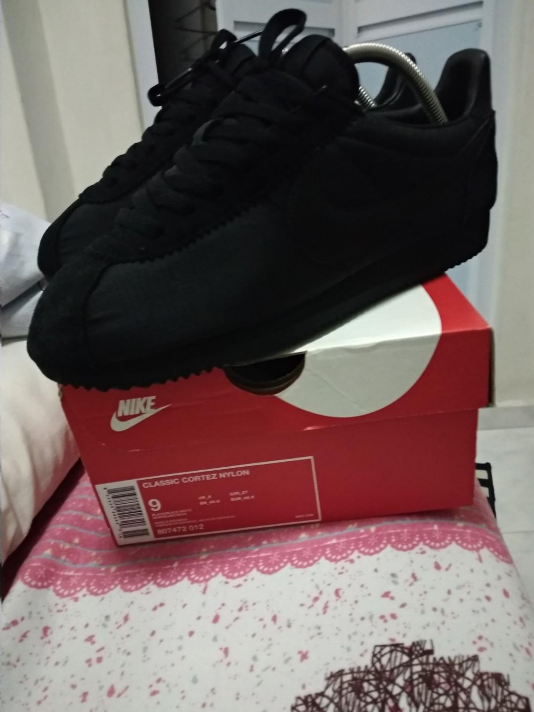 All black discount nike cortez nylon