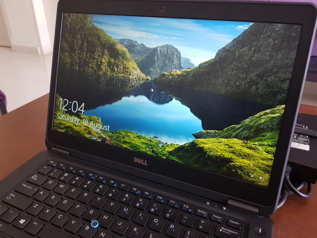 Dell Latitude E7450 + extra power adapter + docking station + laptop bag, Computers & Tech