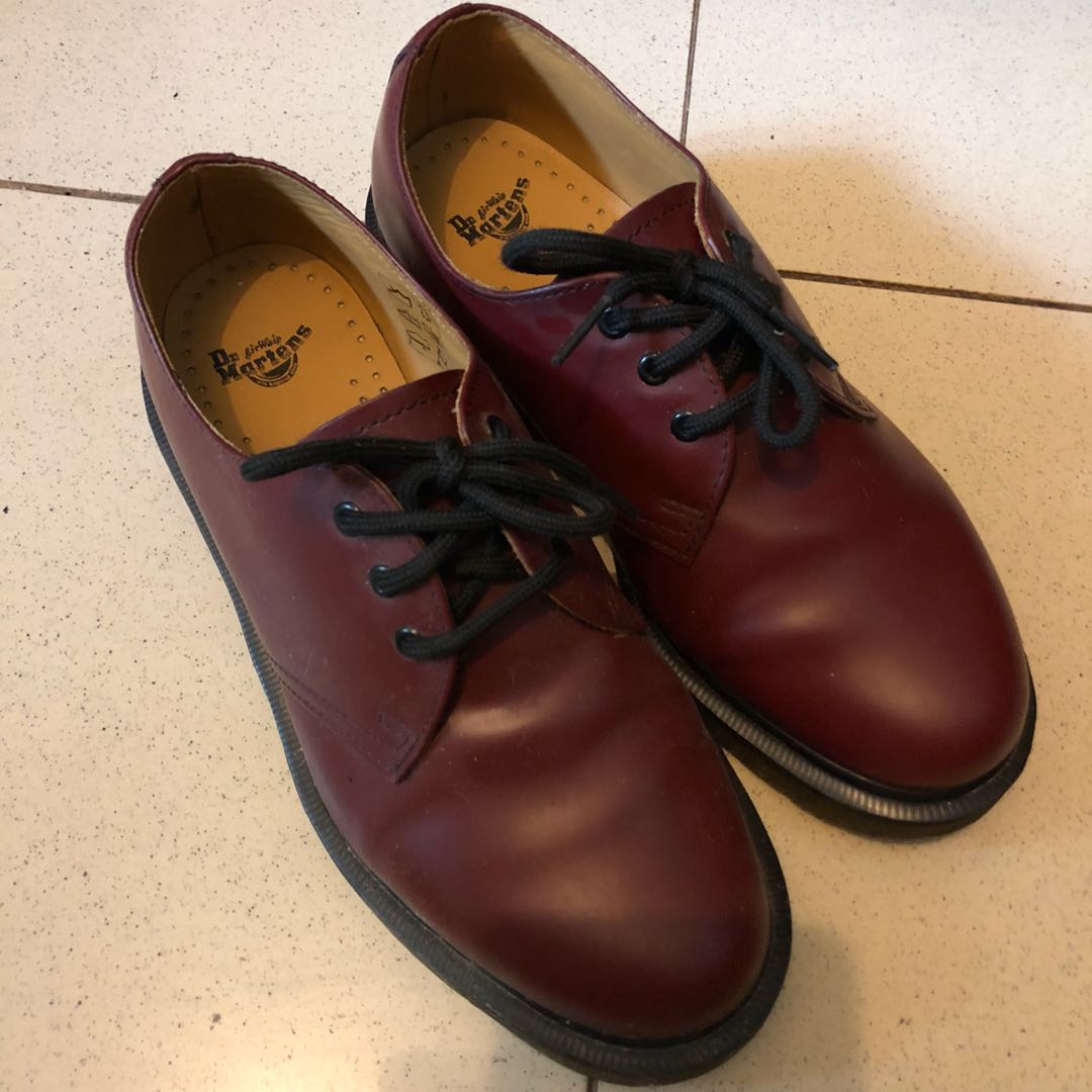 dr martens shoes original