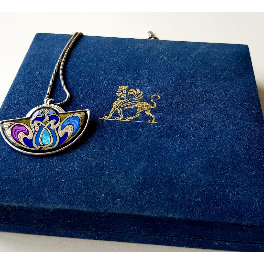 Frey wille pendant discount
