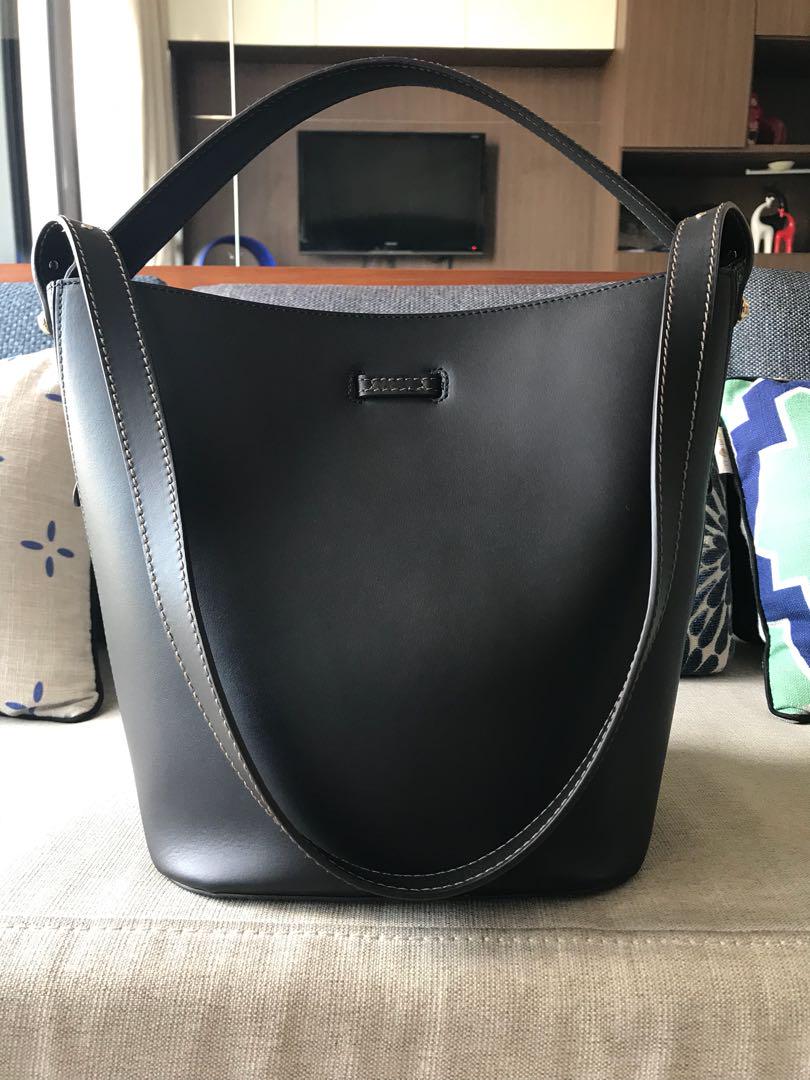 Furla vittoria bucket bag hot sale