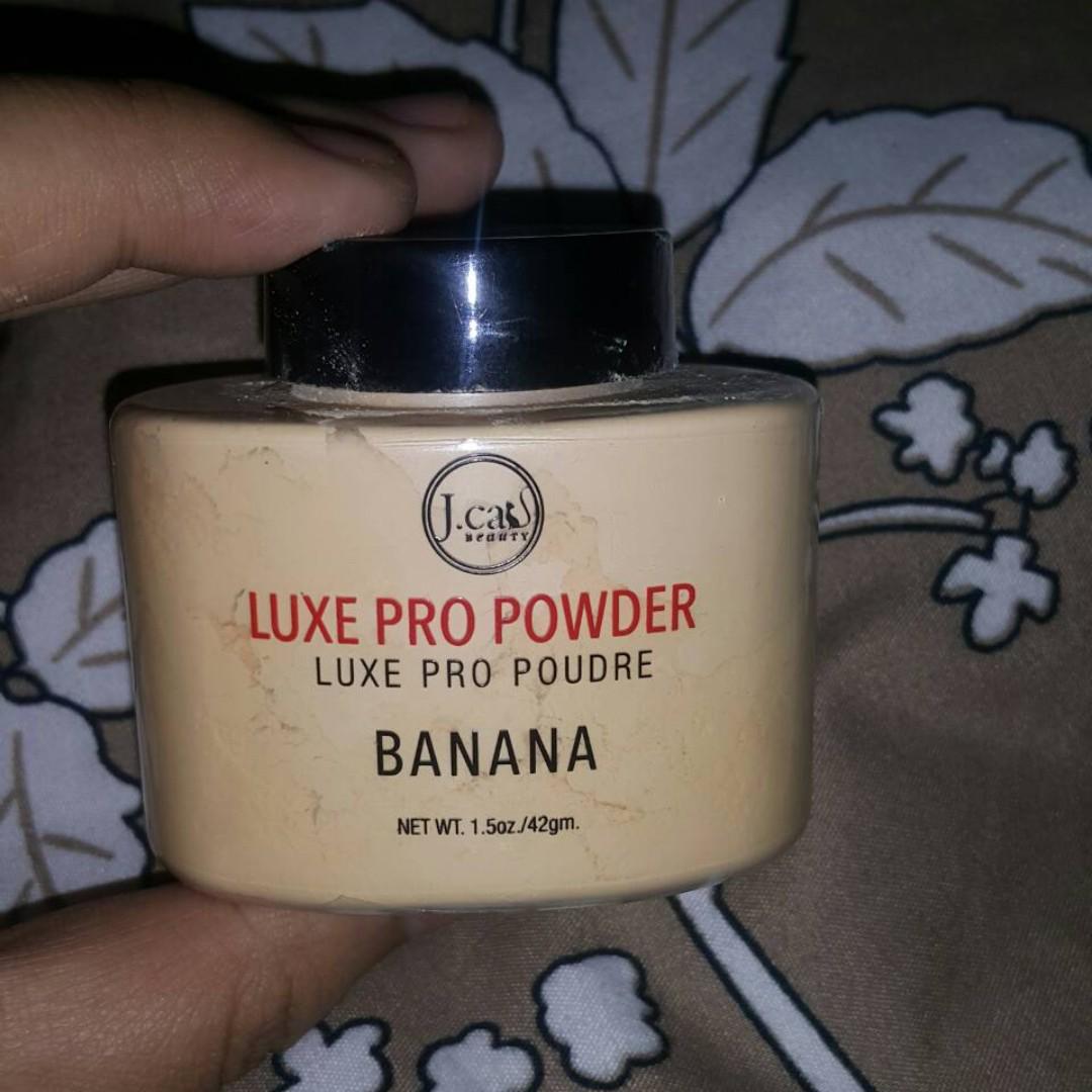 J Cat Beauty Banana Loose Powder Health Beauty Makeup On Carousell