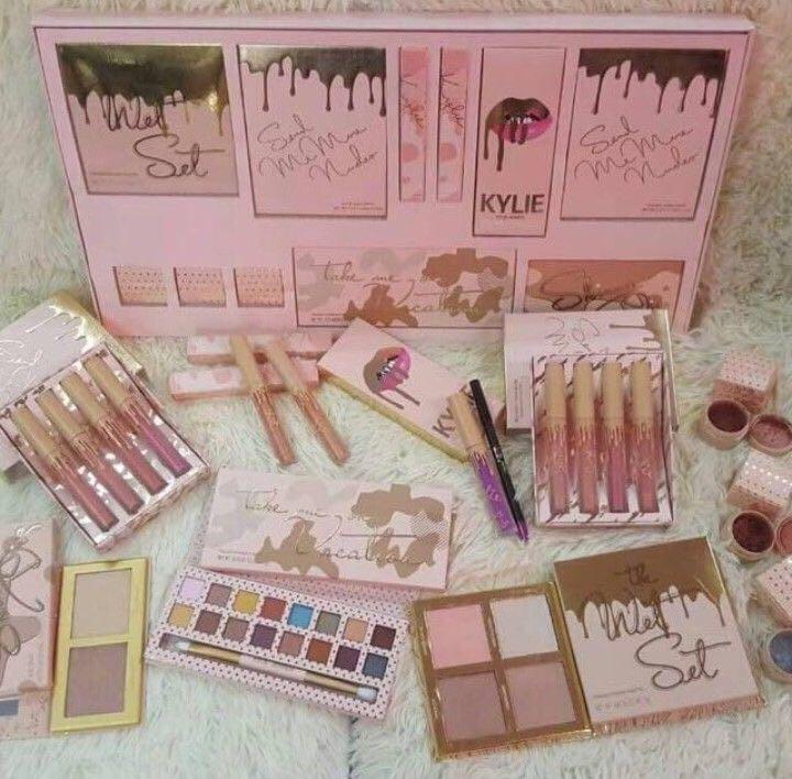 Makeup Set (Category: Makeup) located in Singapore. Submitted by putrikaira (Listing ID 185387537, Image 2). Description: .