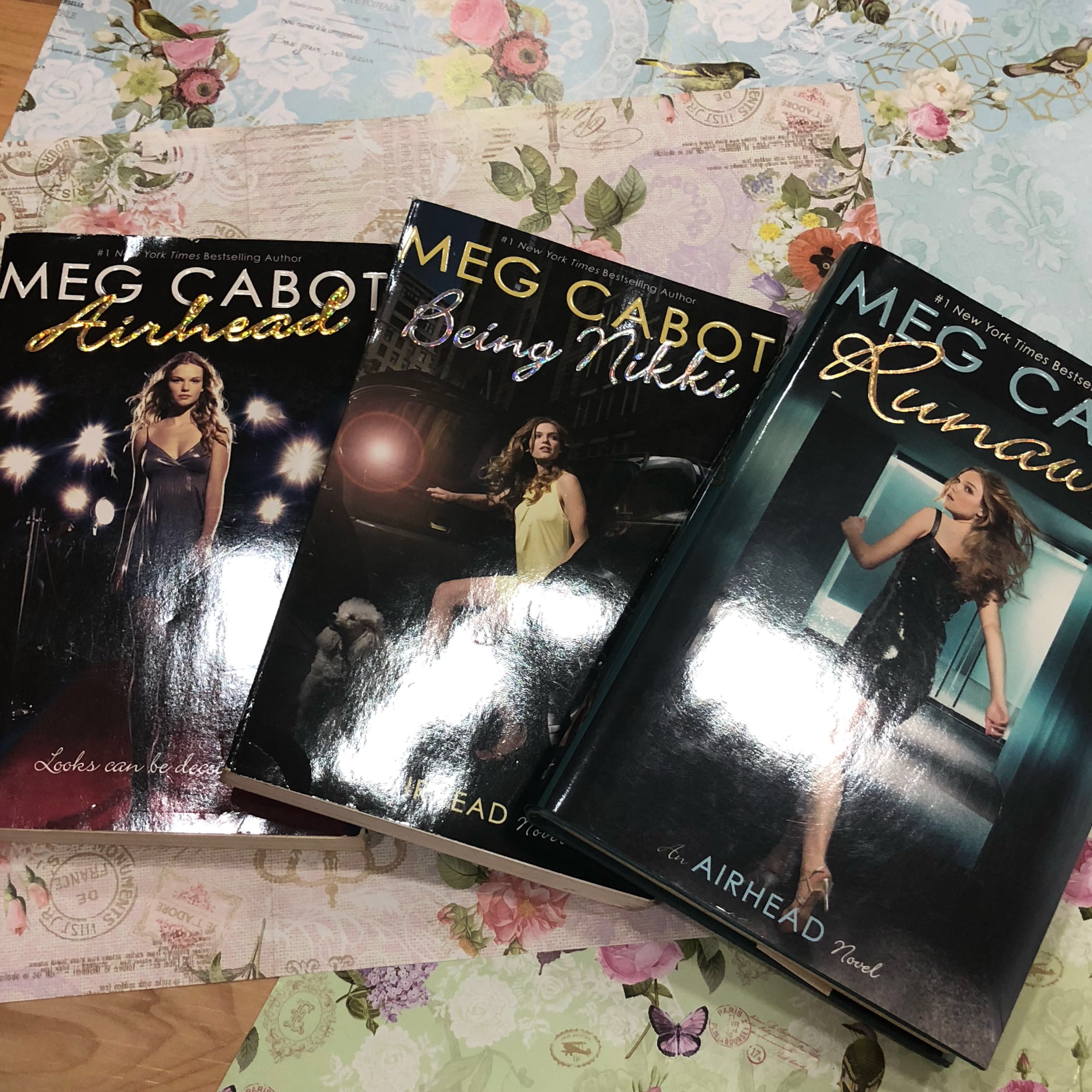 Meg Cabot Airhead Series Books Books On Carousell