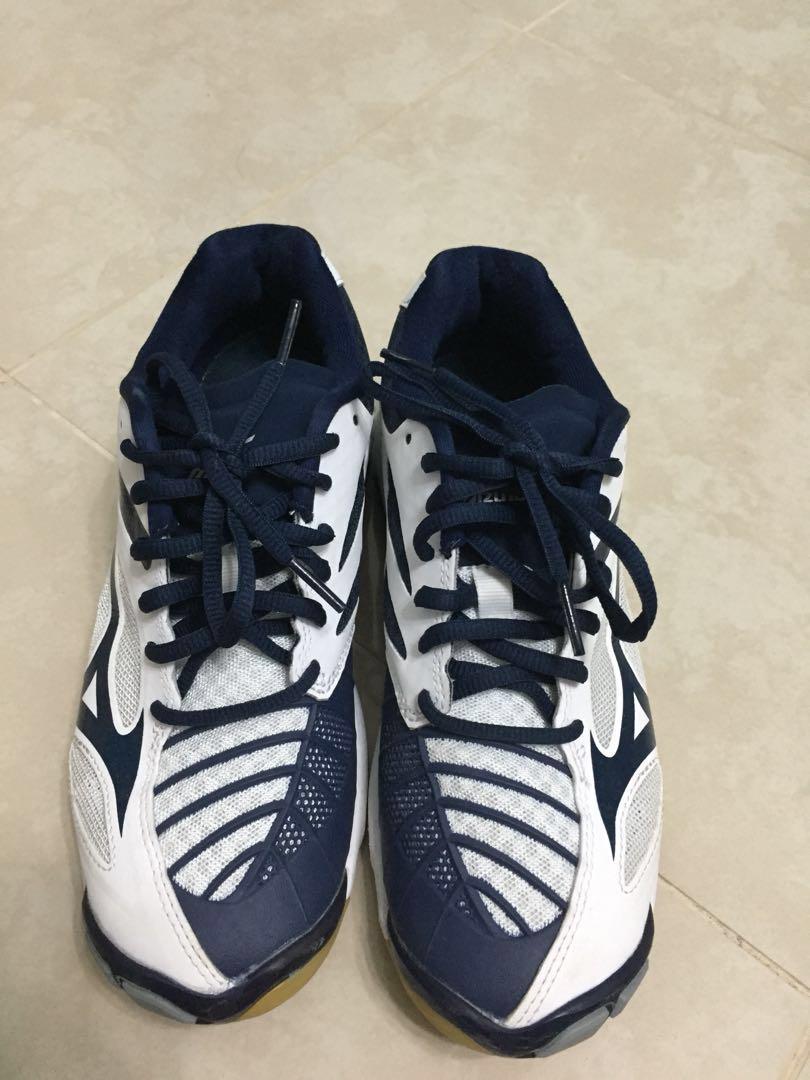 mizuno wave lightning z3 volleyball shoes