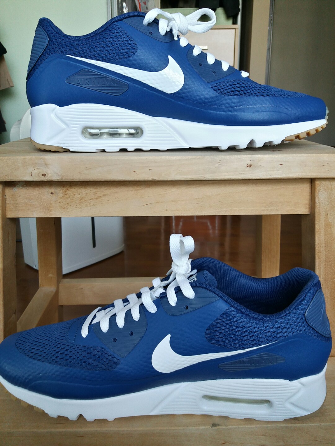 NIKE AIR MAX 90 ESSENTIAL ULTRA Size US 
