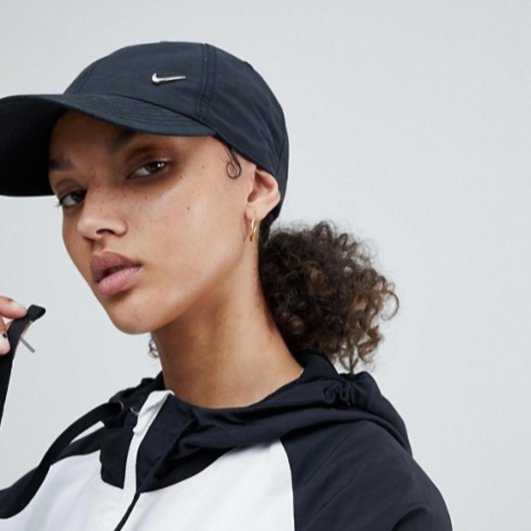 nike swoosh cap womens