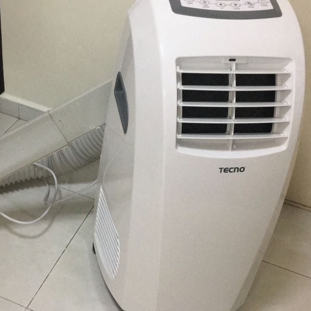 Portable Air Conditioner (Lightly used 