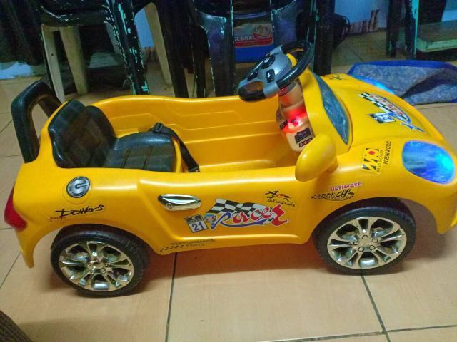 Giant toy car Clearance