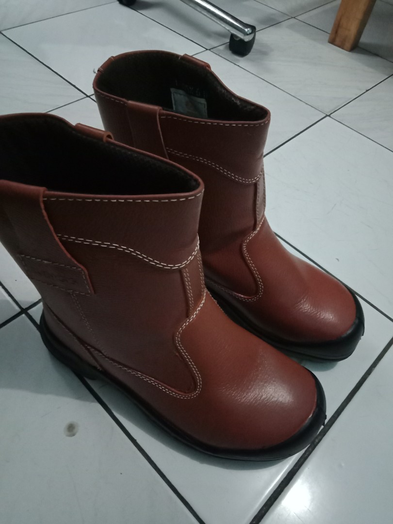 Sepatu Safety Merk King Fesyen Pria Sepatu Di Carousell